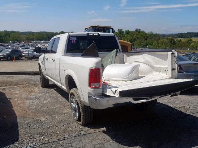 3C6UR5NL4JG371397 - 2018 RAM 2500 LARAM WHITE photo 3