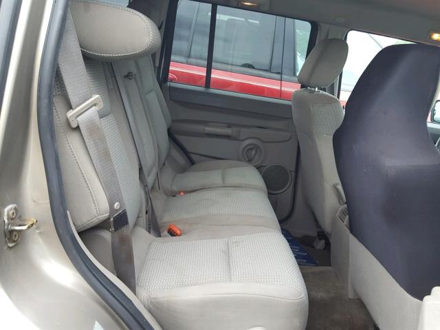 1J8HG48N56C189024 - 2006 JEEP COMMANDER GOLD photo 6