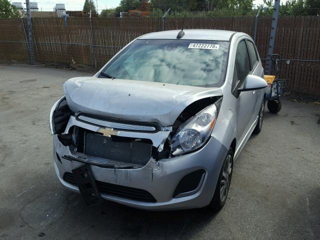 KL8CL6S03GC639818 - 2016 CHEVROLET SPARK EV 2 SILVER photo 2