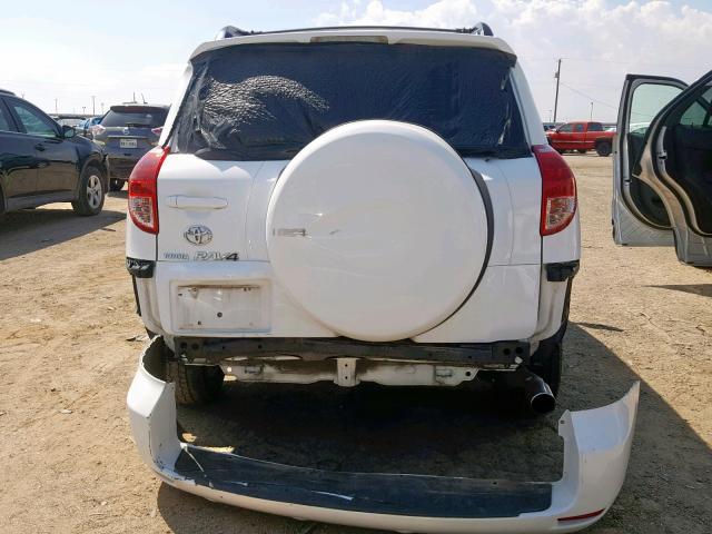 JTMZD33V975045343 - 2007 TOYOTA RAV4 WHITE photo 9