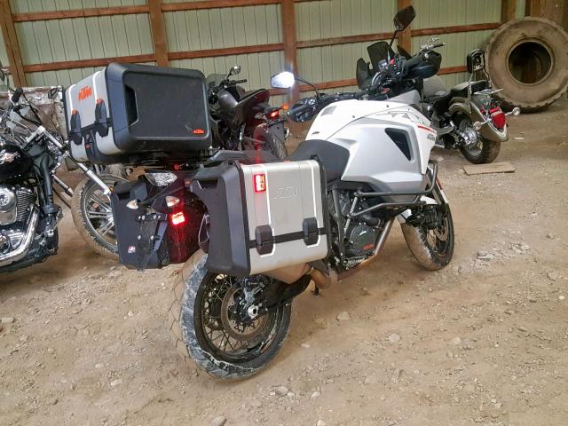 VBKV59405GM938115 - 2016 KTM 1290 SUPER WHITE photo 4