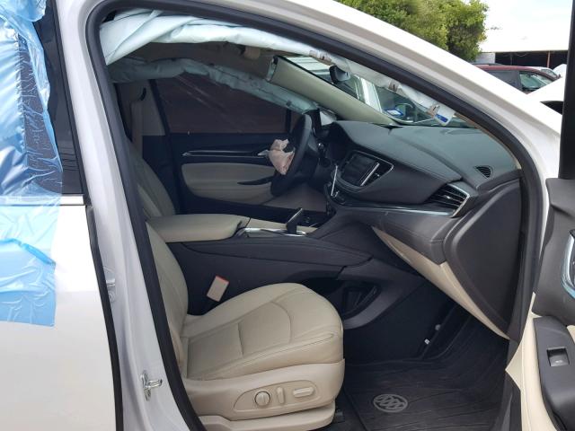 5GAERCKW0JJ195982 - 2018 BUICK ENCLAVE PR WHITE photo 5