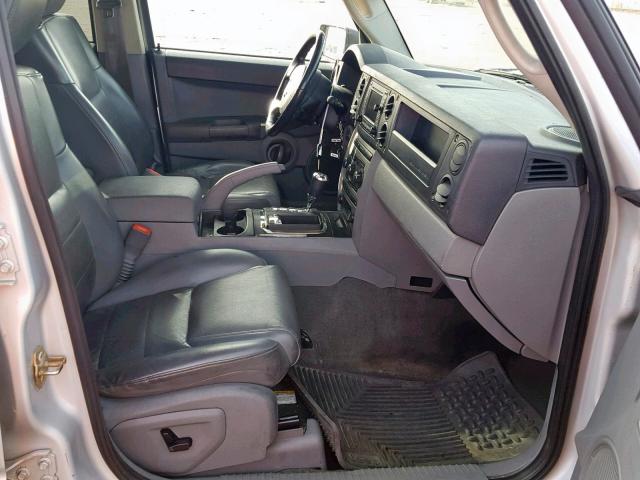 1J8HG48N96C144278 - 2006 JEEP COMMANDER SILVER photo 5