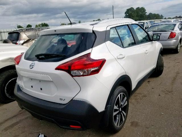 3N1CP5CU3JL507583 - 2018 NISSAN KICKS S WHITE photo 4