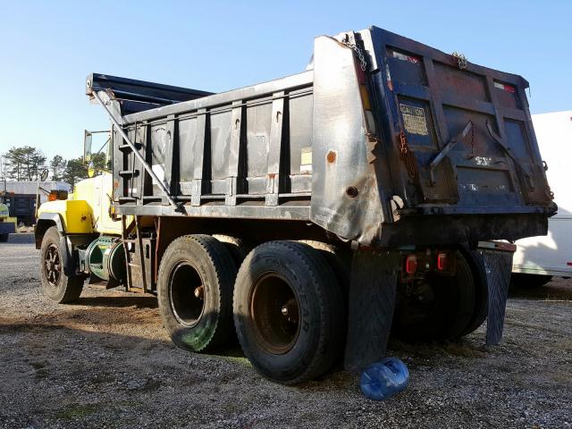 1M2P268C2YM047850 - 2000 MACK 600 RD600 YELLOW photo 3