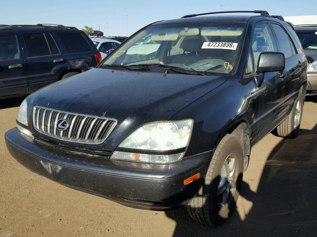 JTJHF10U020279668 - 2002 LEXUS RX 300 BLACK photo 2