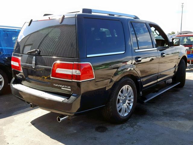 5LMJJ2H53BEJ00301 - 2011 LINCOLN NAVIGATOR შავი ფოტო 4