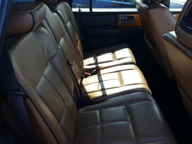 5LMJJ2H53BEJ00301 - 2011 LINCOLN NAVIGATOR შავი ფოტო 6