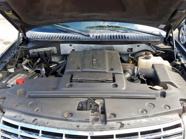 5LMJJ2H53BEJ00301 - 2011 LINCOLN NAVIGATOR შავი ფოტო 7