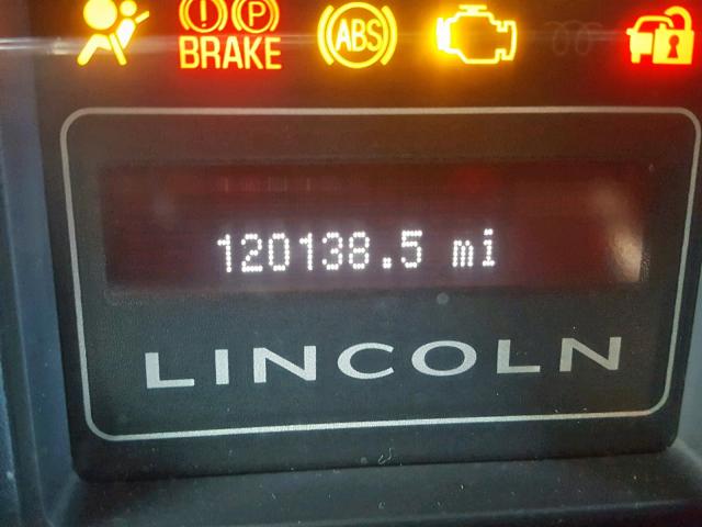 5LMJJ2H53BEJ00301 - 2011 LINCOLN NAVIGATOR შავი ფოტო 8