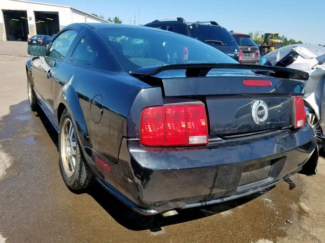 1ZVHT82H655114751 - 2005 FORD MUSTANG GT BLACK photo 3