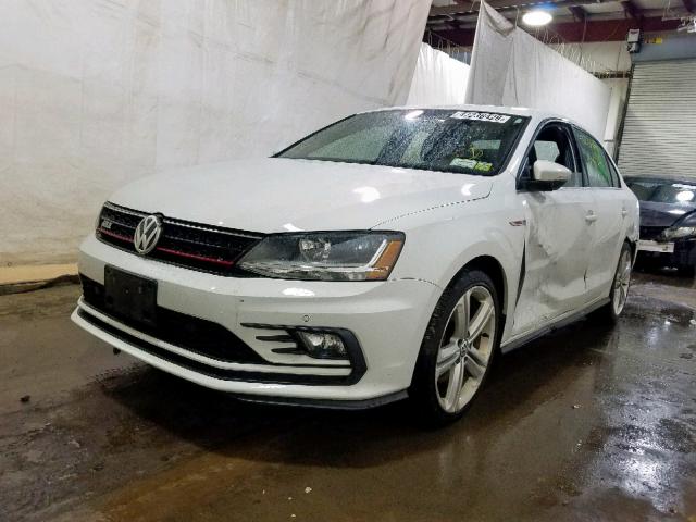 3VW5T7AJ8HM247155 - 2017 VOLKSWAGEN JETTA GLI WHITE photo 2