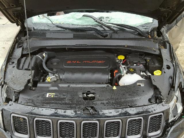 3C4NJDDB8HT632006 - 2017 JEEP COMPASS TR BLACK photo 7