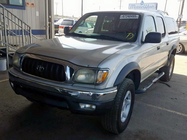 5TEGN92N12Z123628 - 2002 TOYOTA TACOMA DOU SILVER photo 2