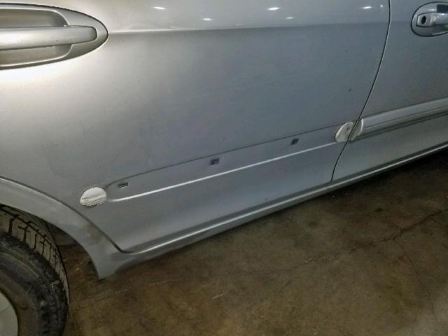 KNAGD126825111408 - 2002 KIA OPTIMA MAG SILVER photo 9