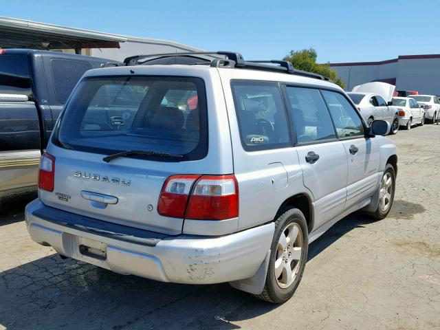 JF1SF65672H712586 - 2002 SUBARU FORESTER S 银色 照片 4