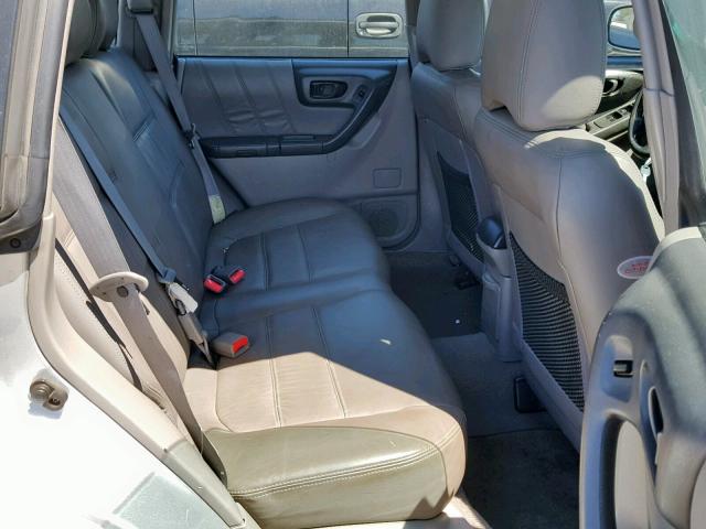 JF1SF65672H712586 - 2002 SUBARU FORESTER S 银色 照片 6