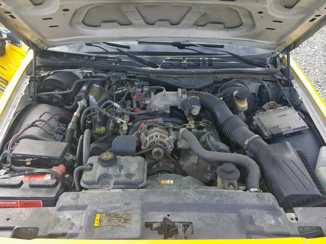 2FABP7BVXAX105725 - 2010 FORD CROWN VICT YELLOW photo 7