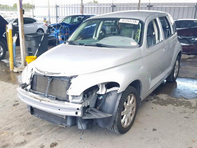 3A4GY5F98AT143612 - 2010 CHRYSLER PT CRUISER SILVER photo 2