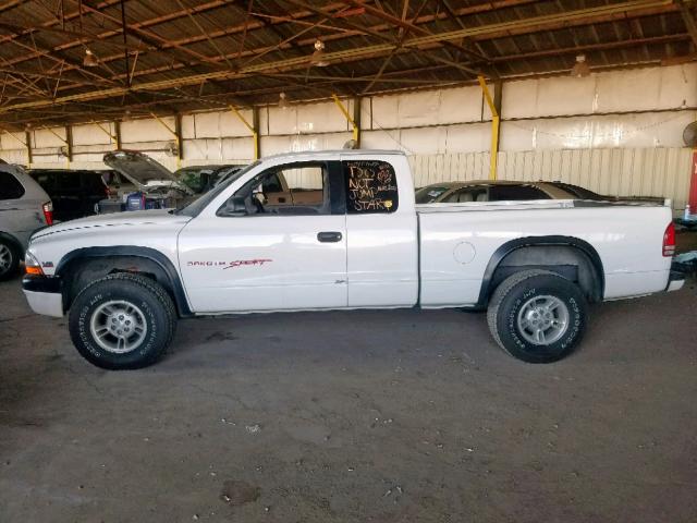 1B7GG22Y5WS586992 - 1998 DODGE DAKOTA WHITE photo 9