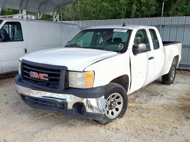 1GTEC19C48Z107396 - 2008 GMC SIERRA C15 WHITE photo 2