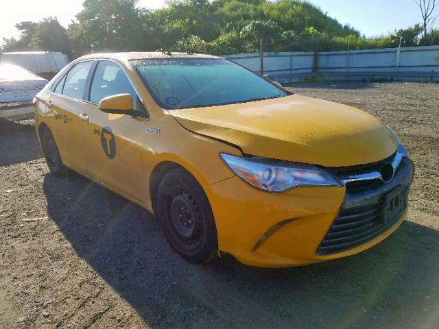 4T1BD1FK5FU151683 - 2015 TOYOTA CAMRY HYBR YELLOW photo 1