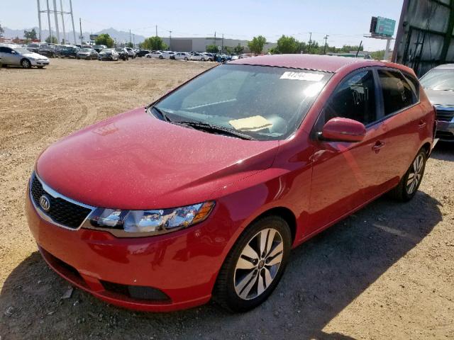 KNAFU5A22D5649896 - 2013 KIA FORTE EX RED photo 2