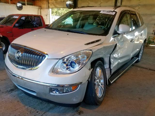 5GAKVCED8CJ323798 - 2012 BUICK ENCLAVE WHITE photo 2