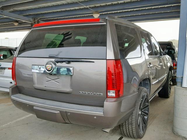 1GYS3BEF8DR233029 - 2013 CADILLAC ESCALADE L BROWN photo 4