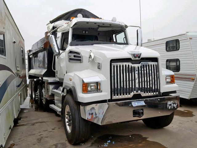 5KKSAVDV2KLJZ3356 - 2019 WESTERN STAR/AUTO CAR CONVENTION WHITE photo 1