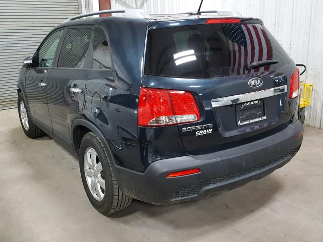 5XYKT4A61DG367273 - 2013 KIA SORENTO LX BLUE photo 3