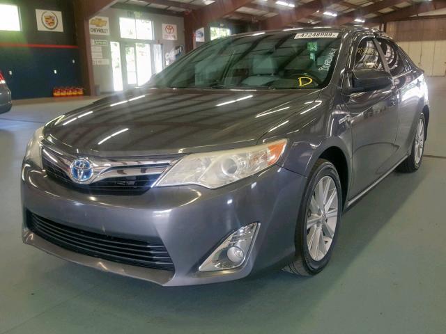 4T1BD1FK3CU014396 - 2012 TOYOTA CAMRY HYBR GRAY photo 2