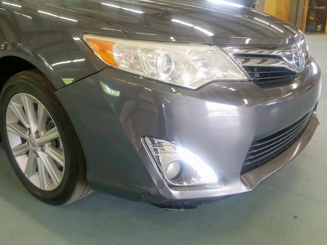 4T1BD1FK3CU014396 - 2012 TOYOTA CAMRY HYBR GRAY photo 9