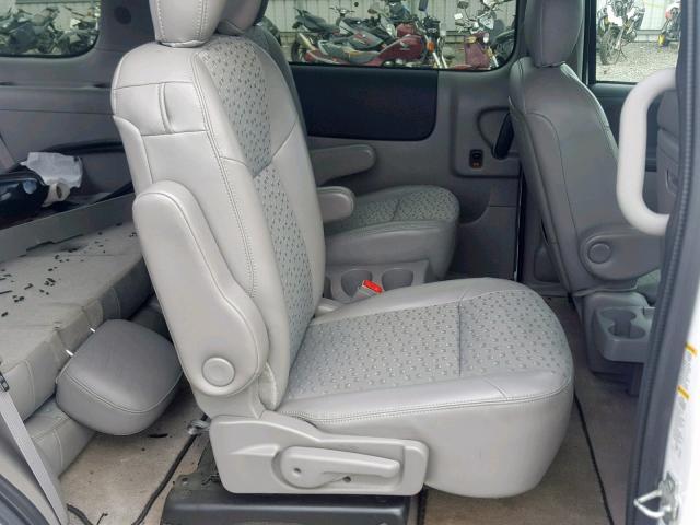 1GNDV331X7D217817 - 2007 CHEVROLET UPLANDER L 白色 照片 6