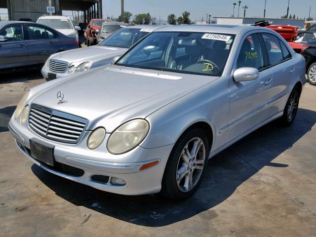 WDBUF56J16A935235 - 2006 MERCEDES-BENZ E 350 SILVER photo 2