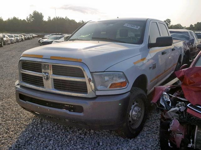 3D7TT2CT0BG593255 - 2011 DODGE RAM 2500 WHITE photo 2