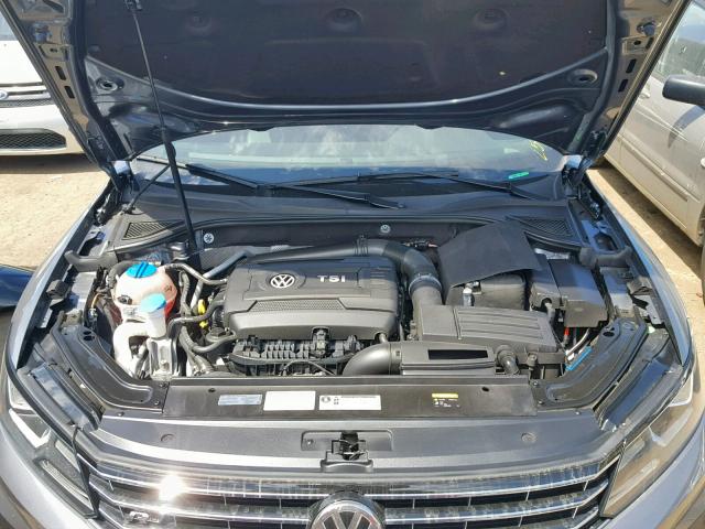 1VWDT7A35HC000948 - 2017 VOLKSWAGEN PASSAT R-L GRAY photo 7