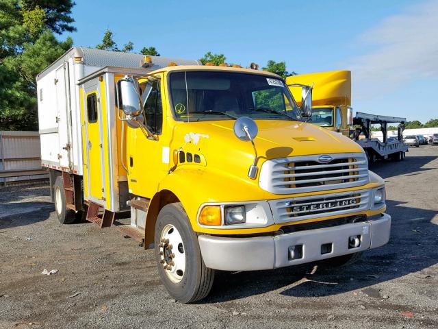 2FZACGDC27AY08022 - 2007 STERLING TRUCK ACTERRA YELLOW photo 1