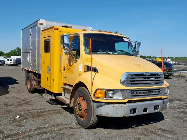 2FZACGDC86AW37100 - 2006 STERLING TRUCK ACTERRA YELLOW photo 1