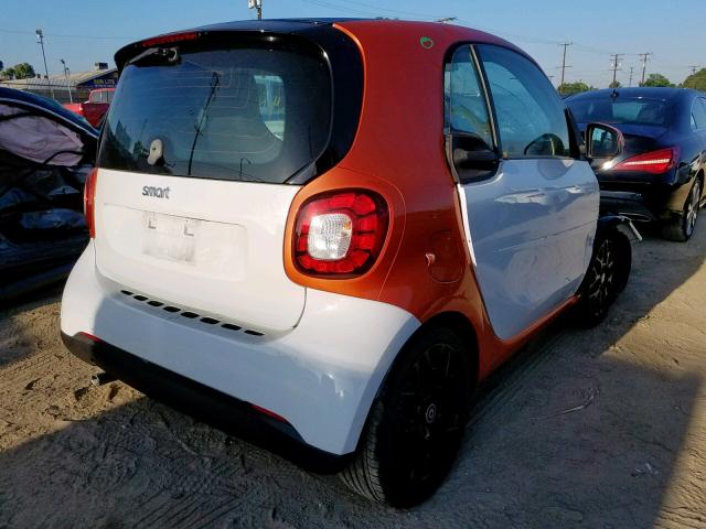 WMEFJ5DA9GK051214 - 2016 SMART FORTWO TWO TONE photo 4