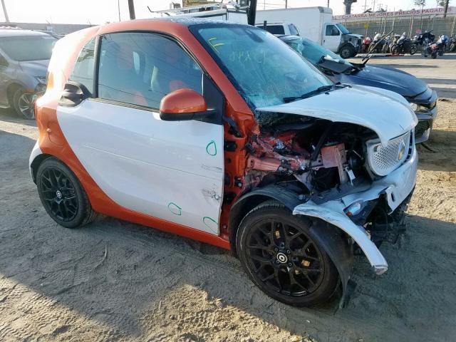 WMEFJ5DA9GK051214 - 2016 SMART FORTWO TWO TONE photo 9