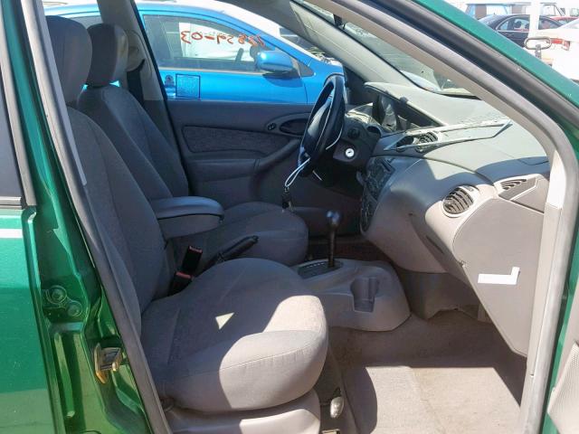 3FAFP37383R107444 - 2003 FORD FOCUS ZX5 GREEN photo 5