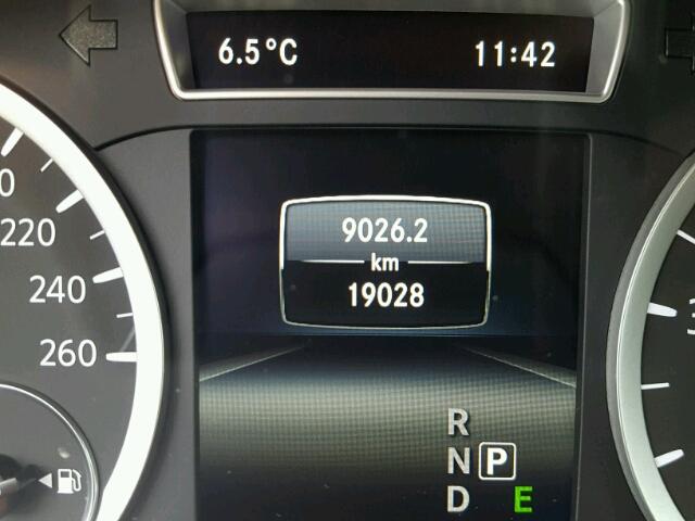 SJKCH5CR3HA017410 - 2017 INFINITI QX30 BASE BROWN photo 8