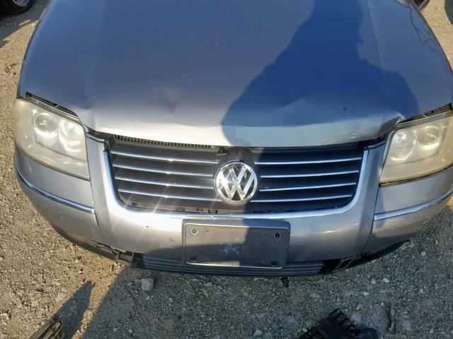 WVWRH63B33P198990 - 2003 VOLKSWAGEN PASSAT GLX 银色 照片 7