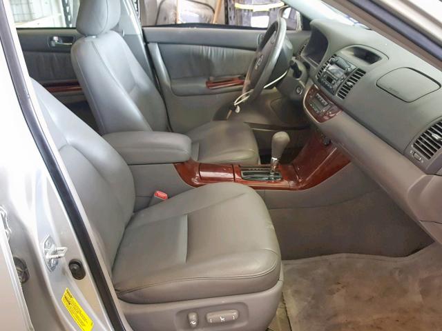 4T1BF30K16U635221 - 2006 TOYOTA CAMRY LE SILVER photo 5