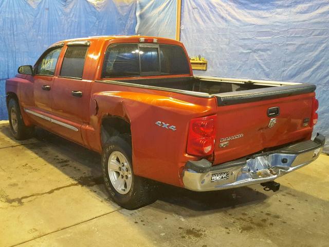 1D7HW58N88S637027 - 2008 DODGE DAKOTA QUA ORANGE photo 3