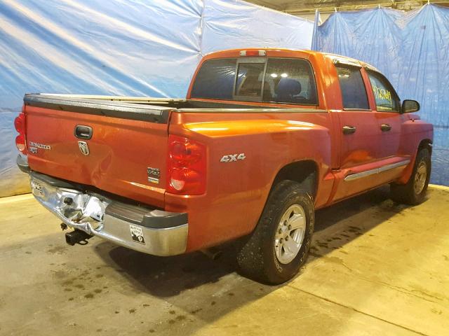 1D7HW58N88S637027 - 2008 DODGE DAKOTA QUA ORANGE photo 4