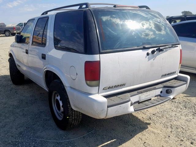 1GNDT13W01K223098 - 2001 CHEVROLET BLAZER WHITE photo 3