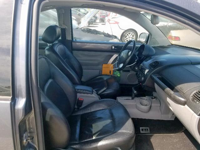 3VWDD21C43M438822 - 2003 VOLKSWAGEN NEW BEETLE ვერცხლისფერი ფოტო 5