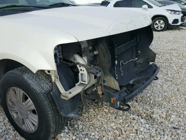 5LMFU27597LJ14883 - 2007 LINCOLN NAVIGATOR 白色 照片 9